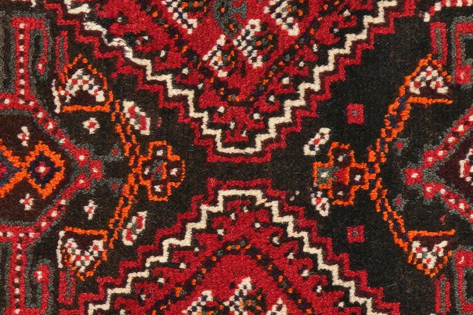 Shiraz — Hand-knotted, 81x120 cm, Red, 100% Virgin Wool | View 8