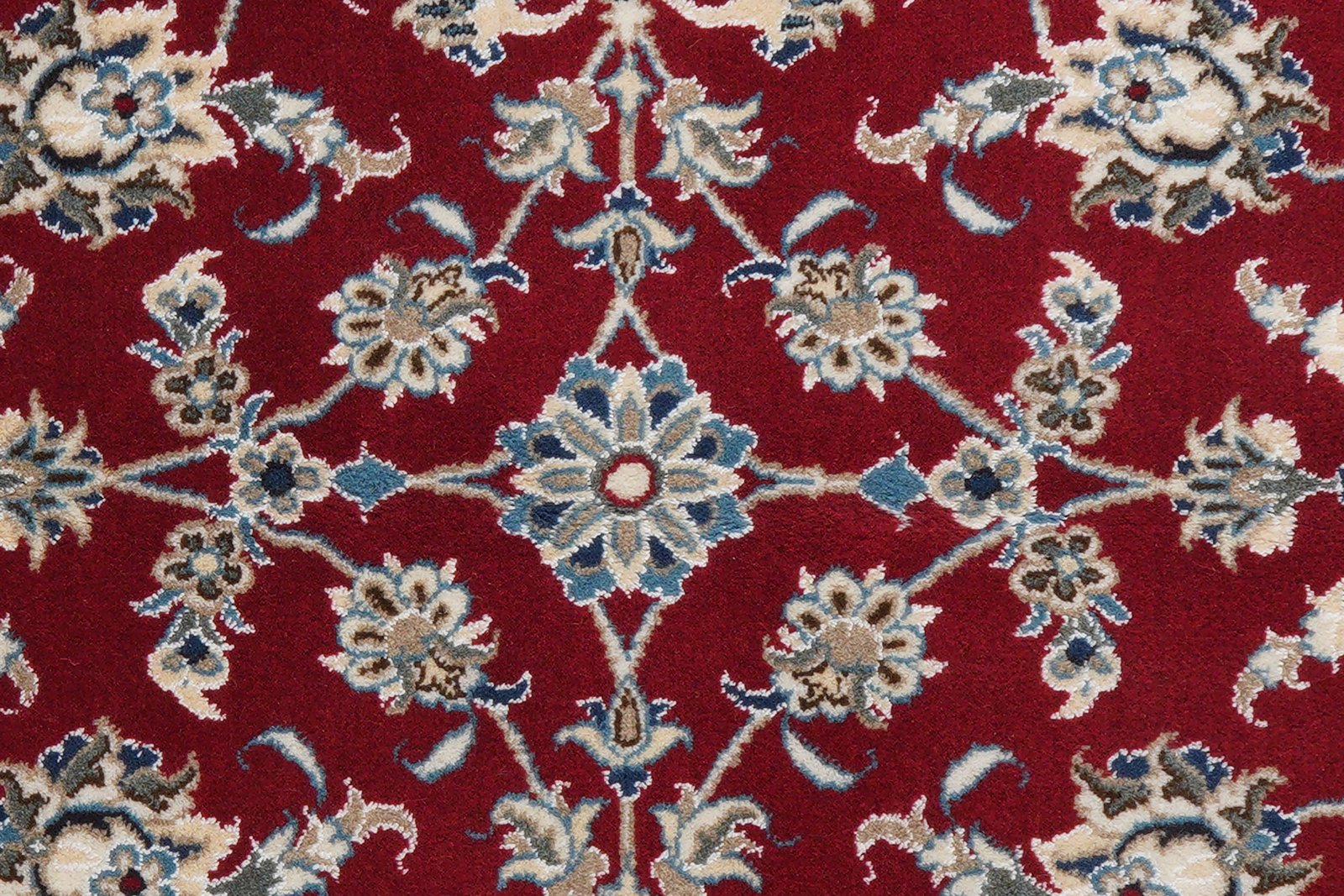 Nain 12La — Hand-knotted, 195x203 cm, Red, 100% Virgin Wool | View 7