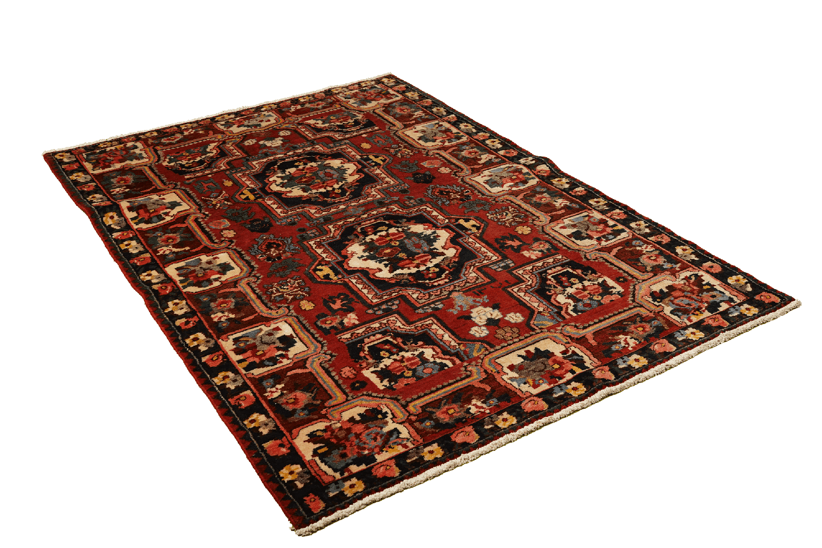 Bakhtiar — Hand-knotted, 138x204 cm, Red, 100% Virgin Wool | View 4