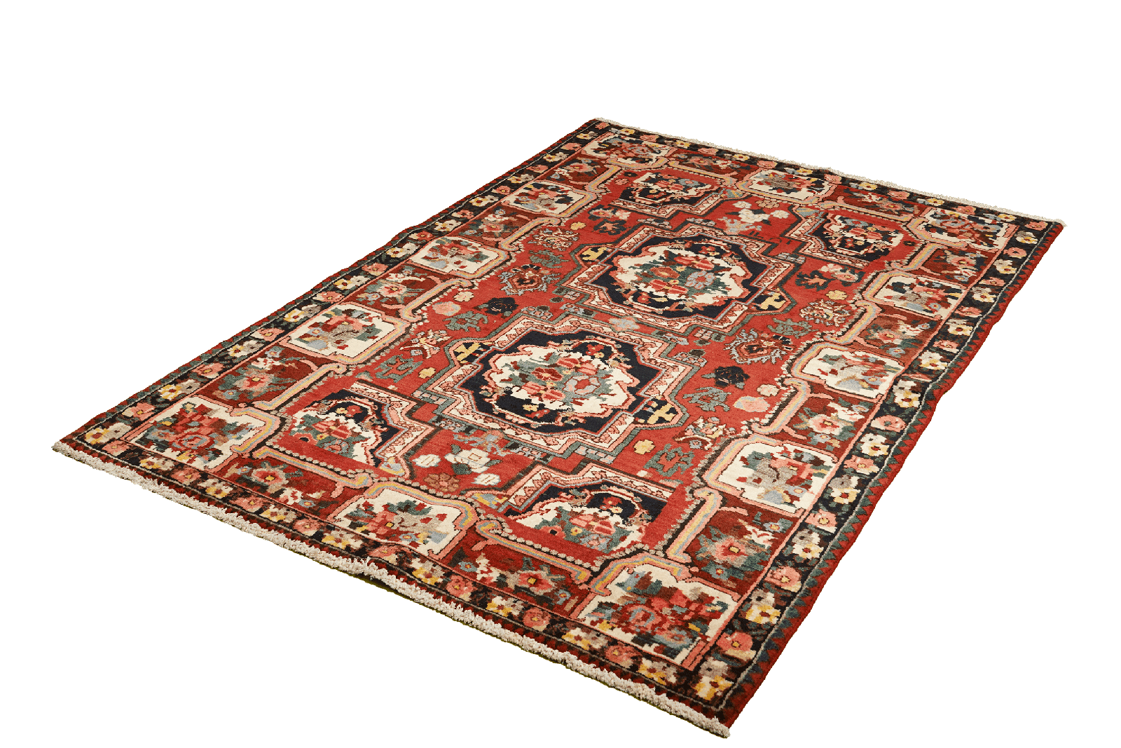 Bakhtiar — Hand-knotted, 138x204 cm, Red, 100% Virgin Wool | View 5