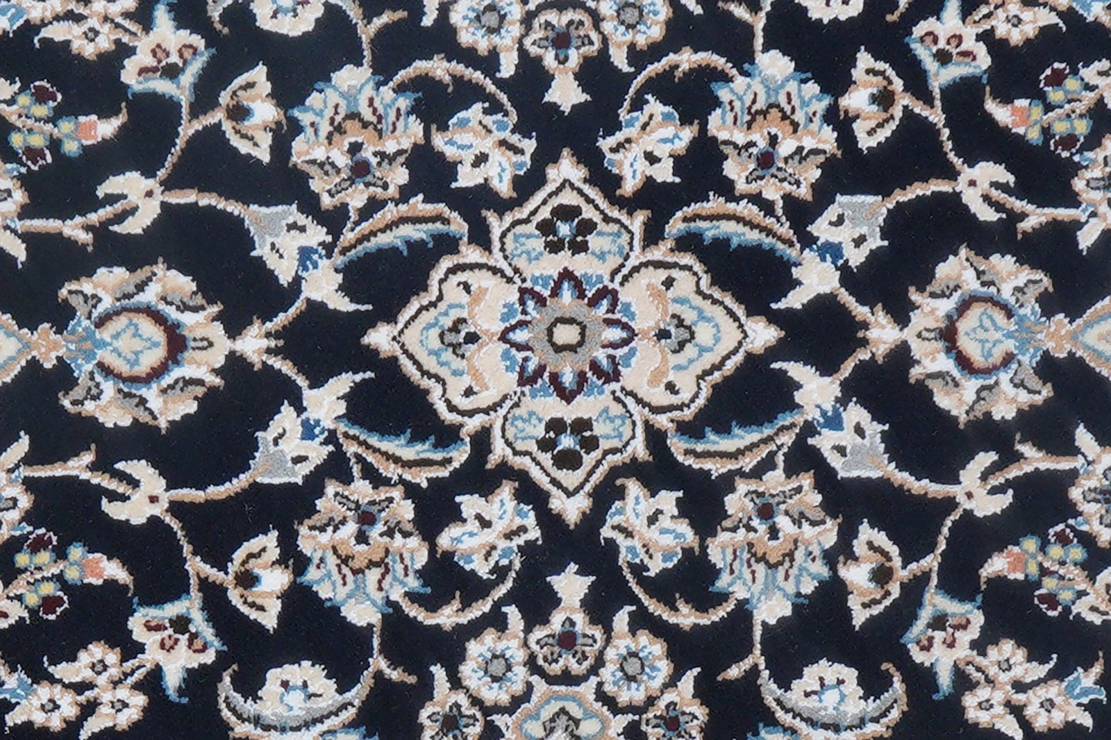 Nain 9La — Hand-knotted, 70x213 cm, Blue, 100% Virgin Wool | View 7