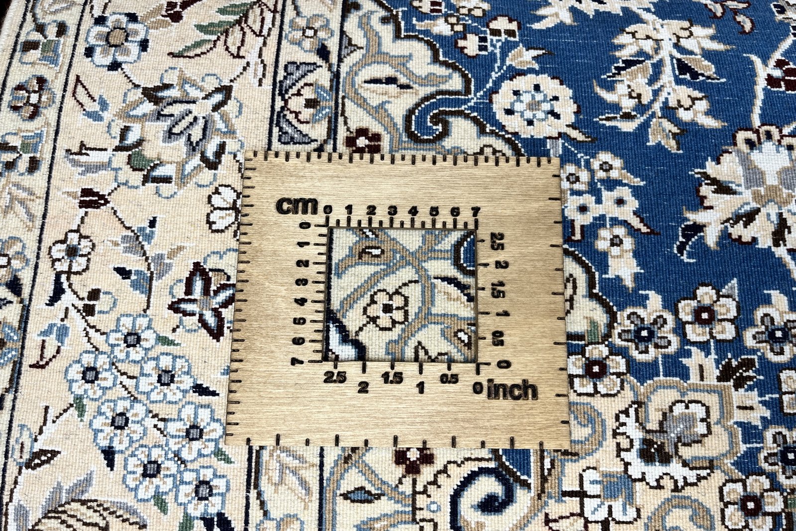 Nain 9La — Hand-knotted, 130x213 cm, Blue, 100% Virgin Wool | View 11
