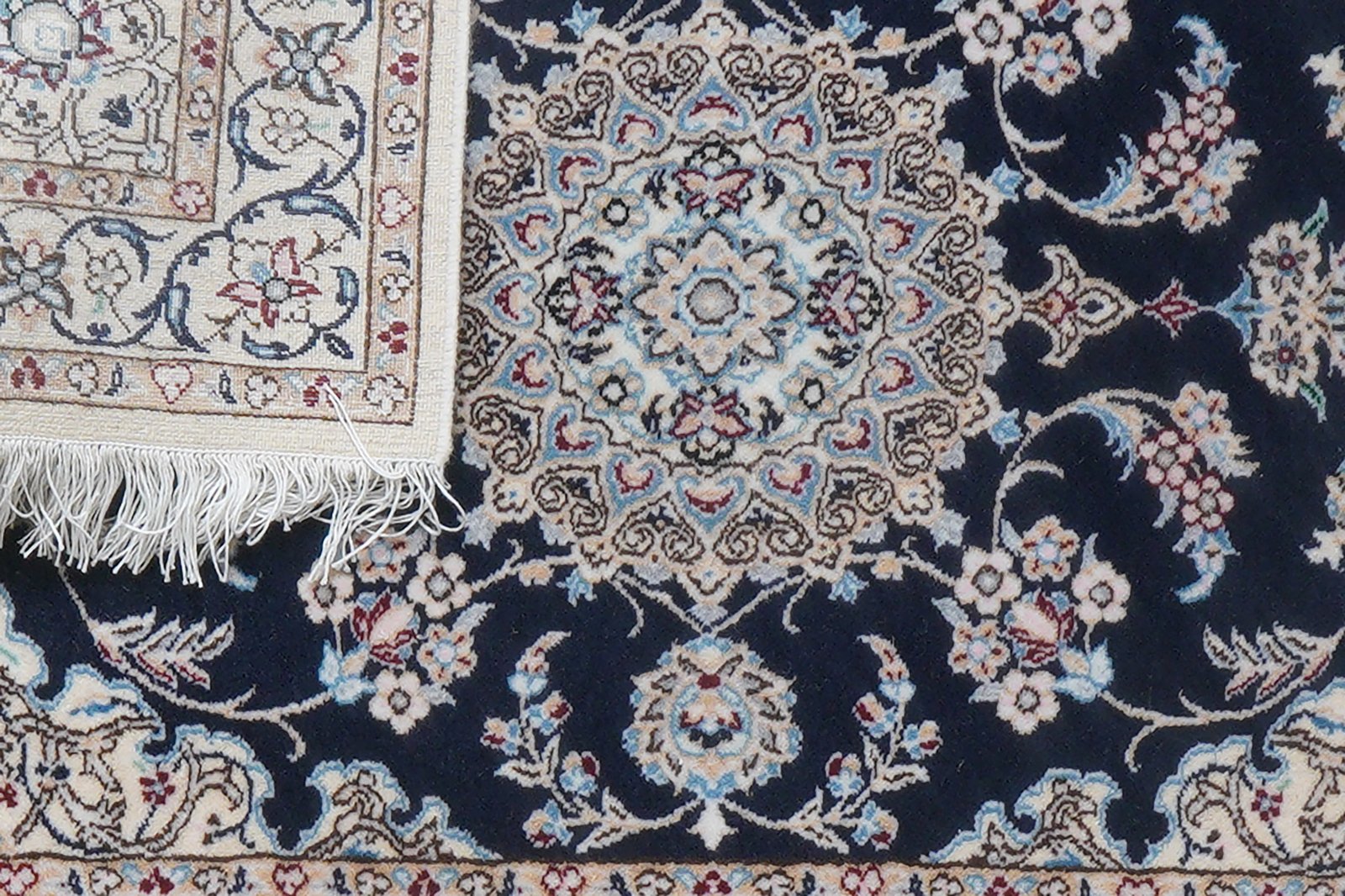 Nain 6La — Hand-knotted, 62x90 cm, Blue, 100% Virgin Wool | View 7