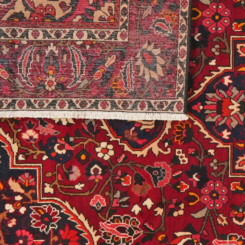 Bakhtiar — Hand-knotted, 206x296 cm, Red, 100% Virgin Wool | View 6