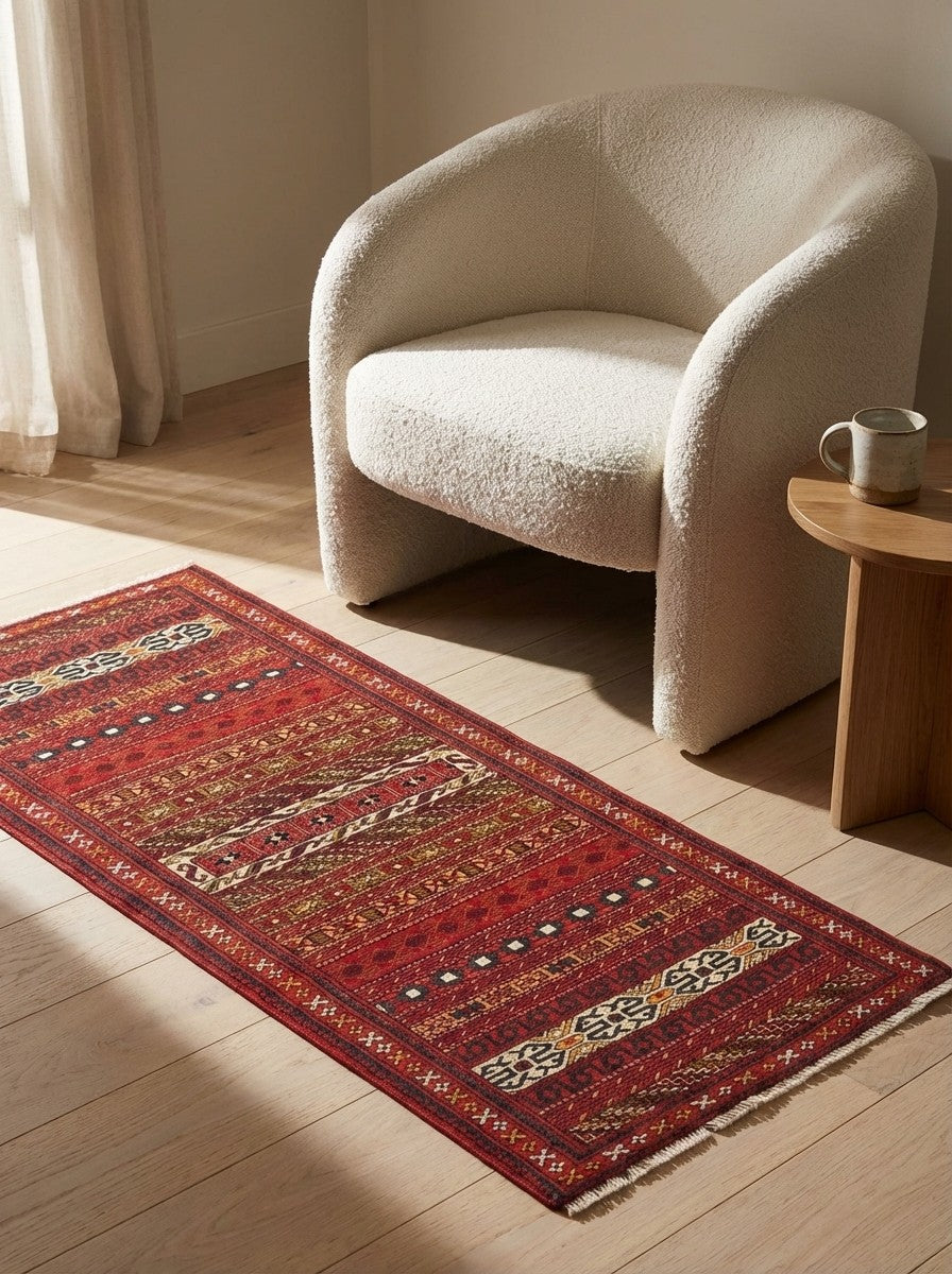 Turkman — Hand-knotted, 82x190 cm, Red, 100% Virgin Wool | Detail view