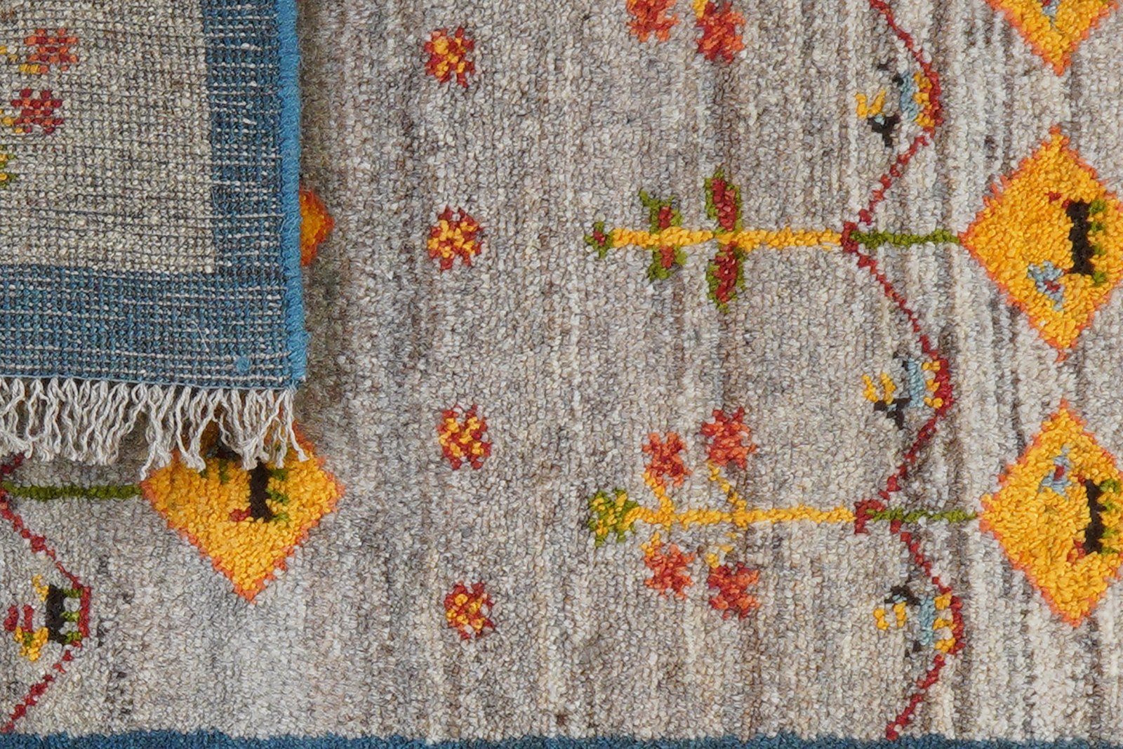 Gabbeh Sonnat — Hand-knotted, 58x88 cm, Grey, 100% Virgin Wool | View 6