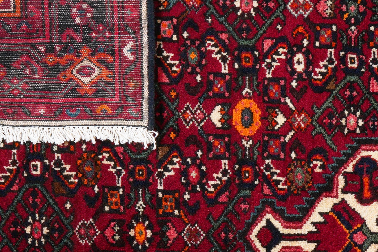Hosseinabad — Hand-knotted, 161x215 cm, Red, 100% Virgin Wool | View 8