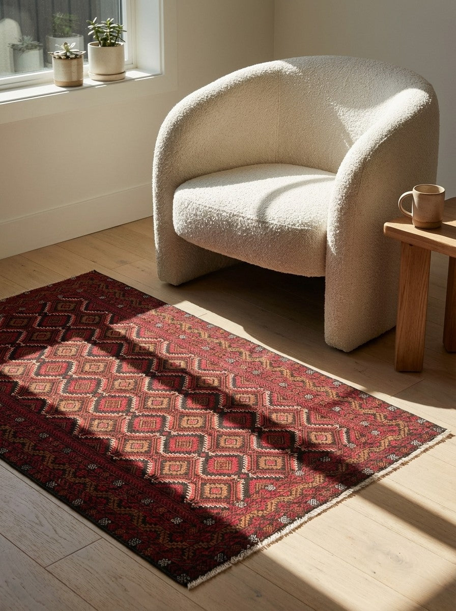 Belutch — Hand-knotted, 99x180 cm, Multicolor, 100% Virgin Wool | Detail view