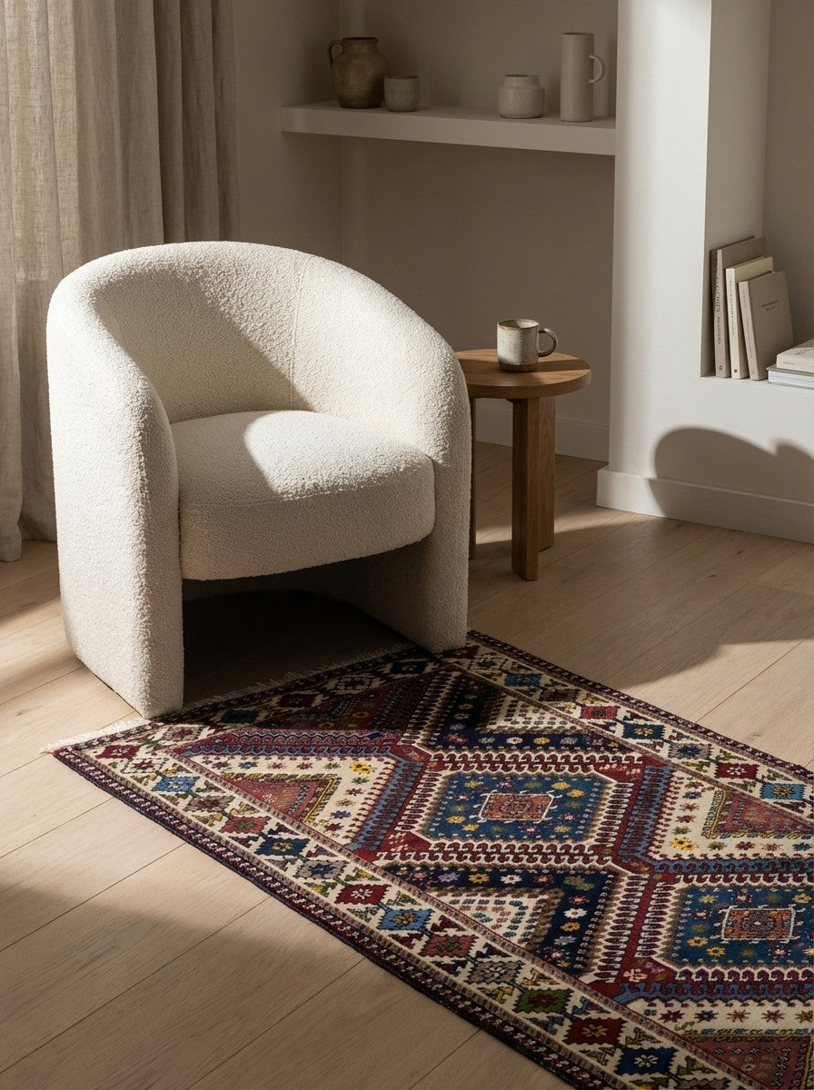 Yalameh — Hand-knotted, 82x192 cm, Beige, 100% Virgin Wool | Detail view