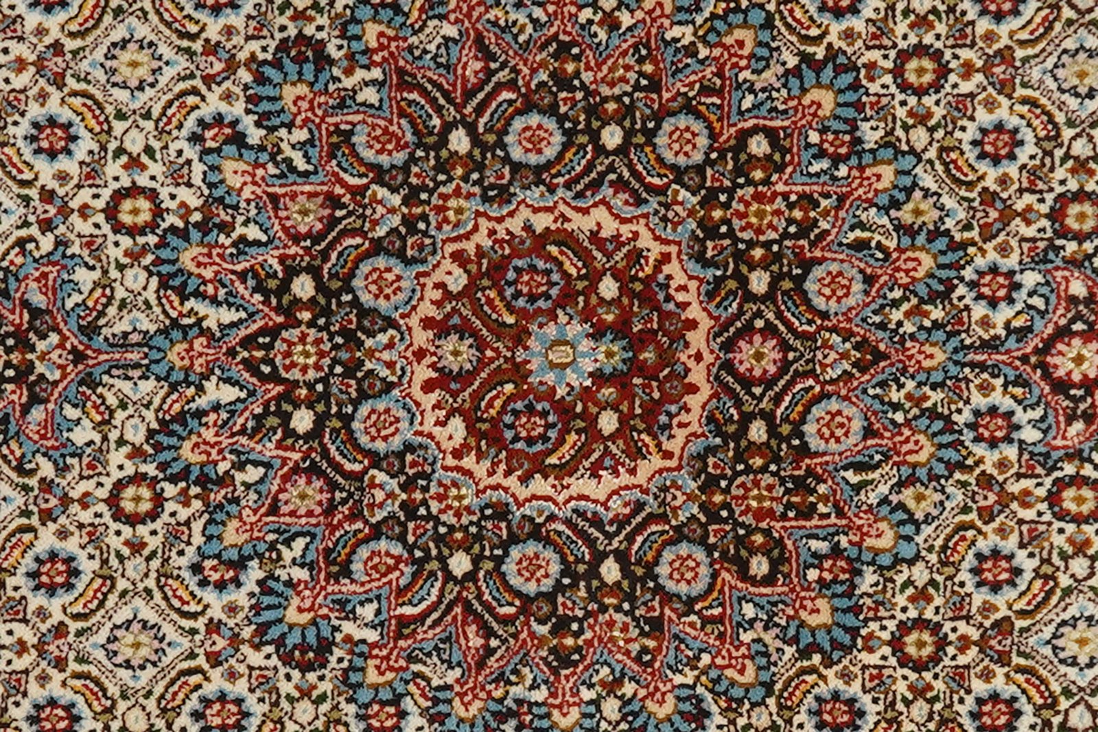 Moud Mahi — Hand-knotted, 95x146 cm, Brown, 100% Virgin Wool | View 7