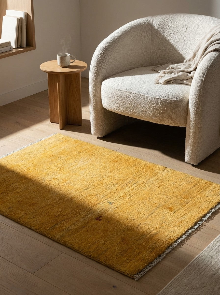 Gabbeh — Hand-knotted, 75x95 cm, Yellow, 100% Virgin Wool | Detail view