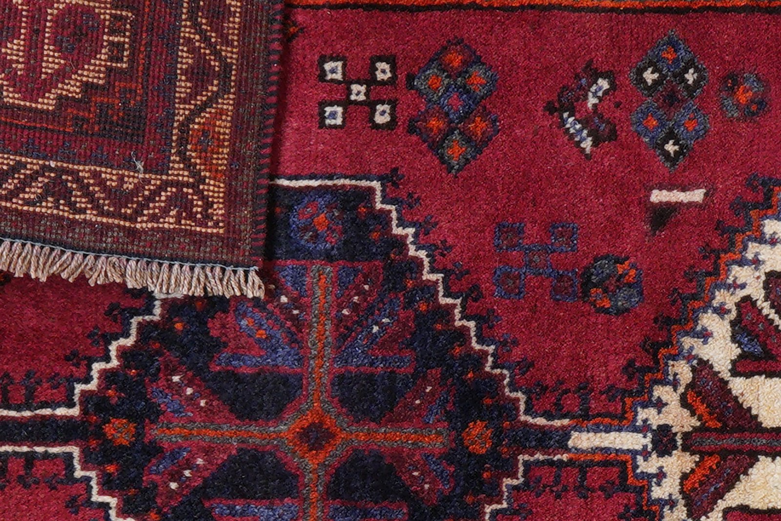 Gashgai — Hand-knotted, 108x155 cm, Red, 100% Virgin Wool | View 8