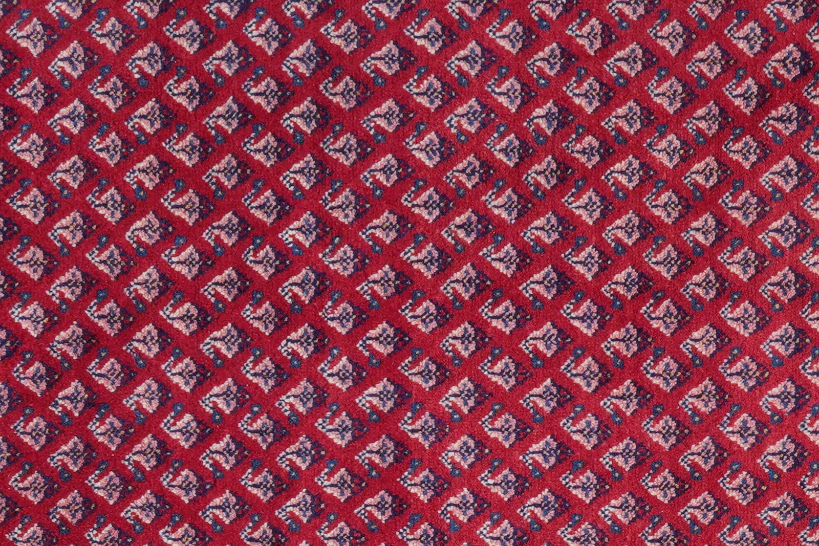 Sarough — Hand-knotted, 207x318 cm, Red, 100% Virgin Wool | View 7