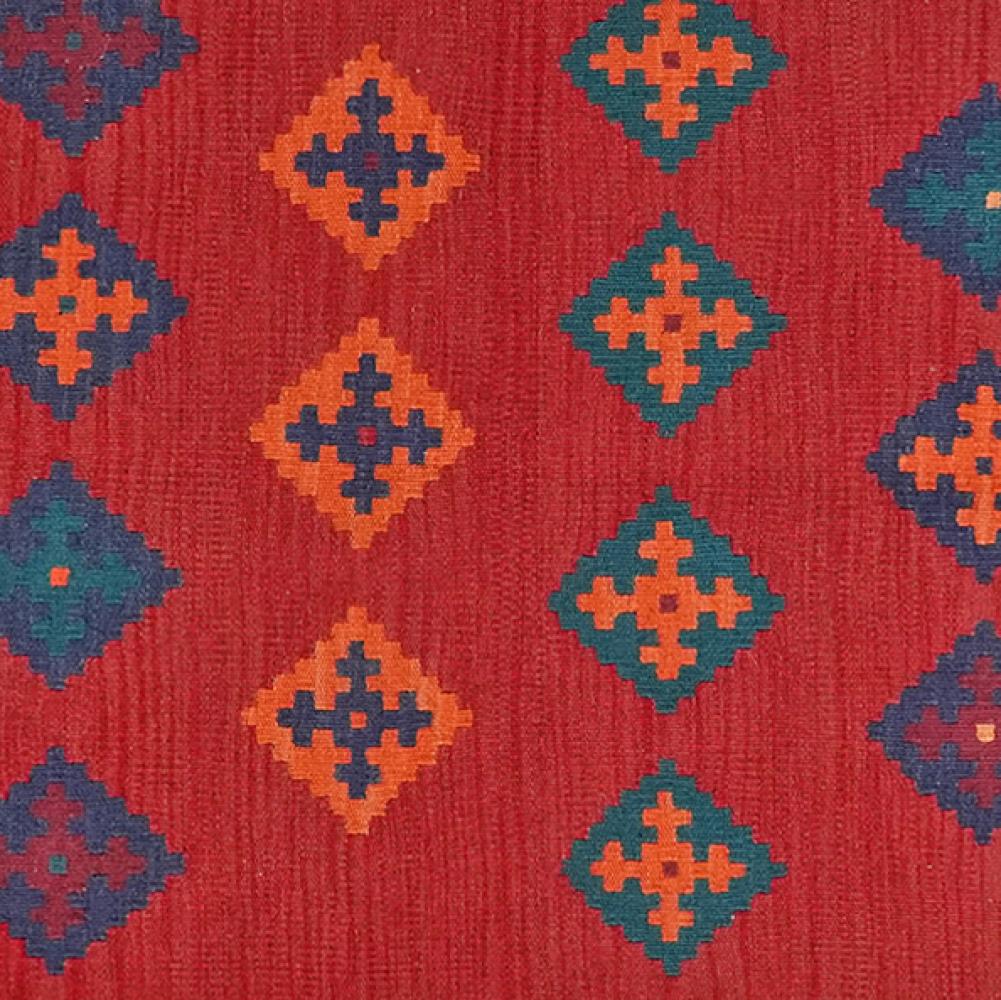 Kelim Gashgai — Handmade, 125x176 cm, Red, 100% Virgin Wool | View 4