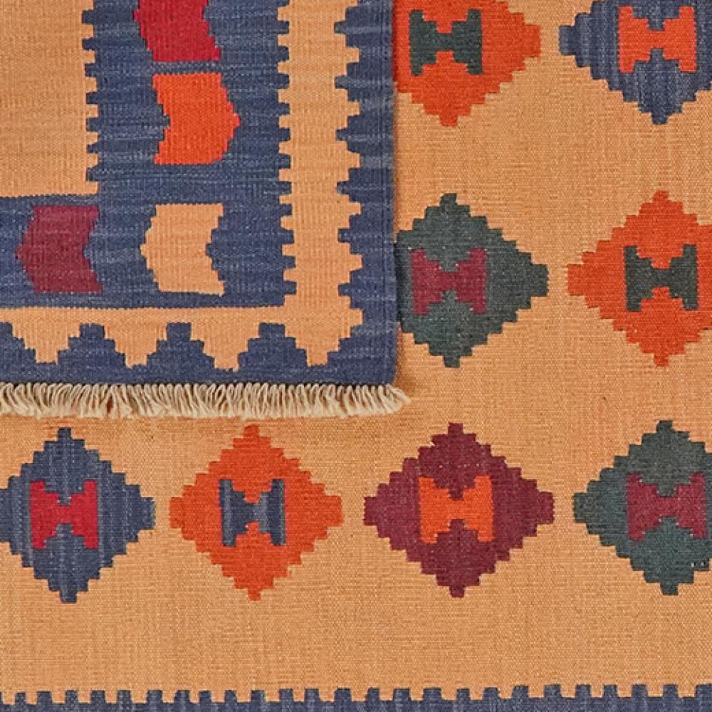 Kelim Gashgai — Handmade, 127x180 cm, Beige, 100% Virgin Wool | View 6