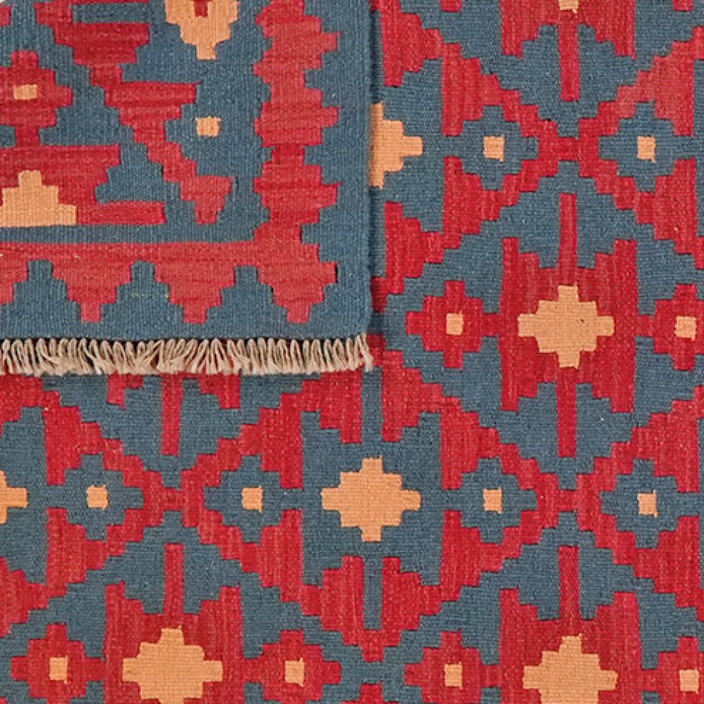 Kelim Gashgai — Handmade, 123x180 cm, Red, 100% Virgin Wool | View 6