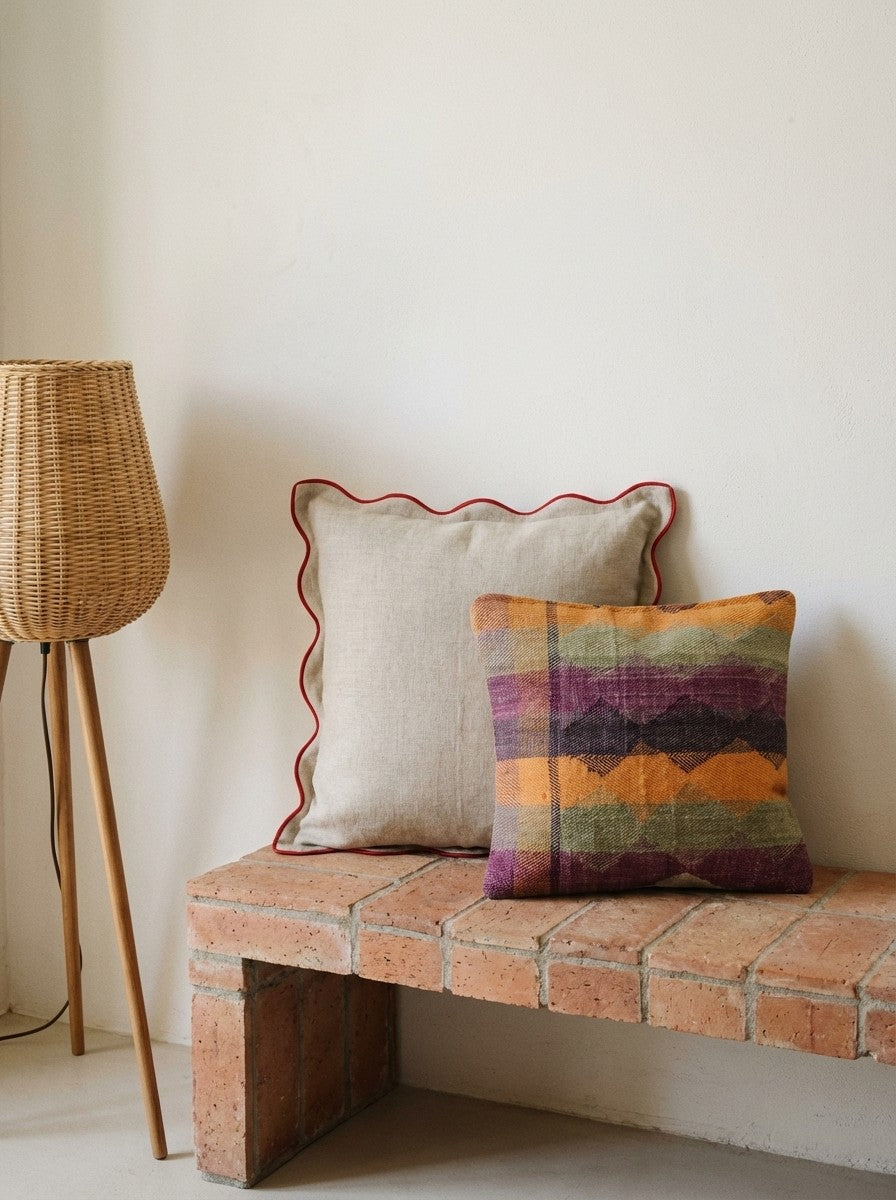 Kelim Kissen — Handmade, 50x50 cm, 100% Virgin Wool | Back view