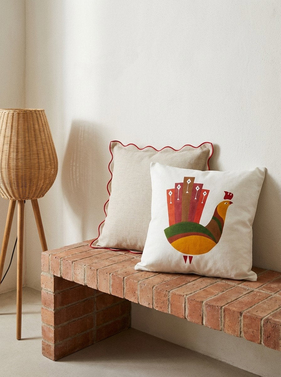 Kelim Kissen — Handgefertigt, 50x50 cm, Beige, 100% Virgin Wool | Back view