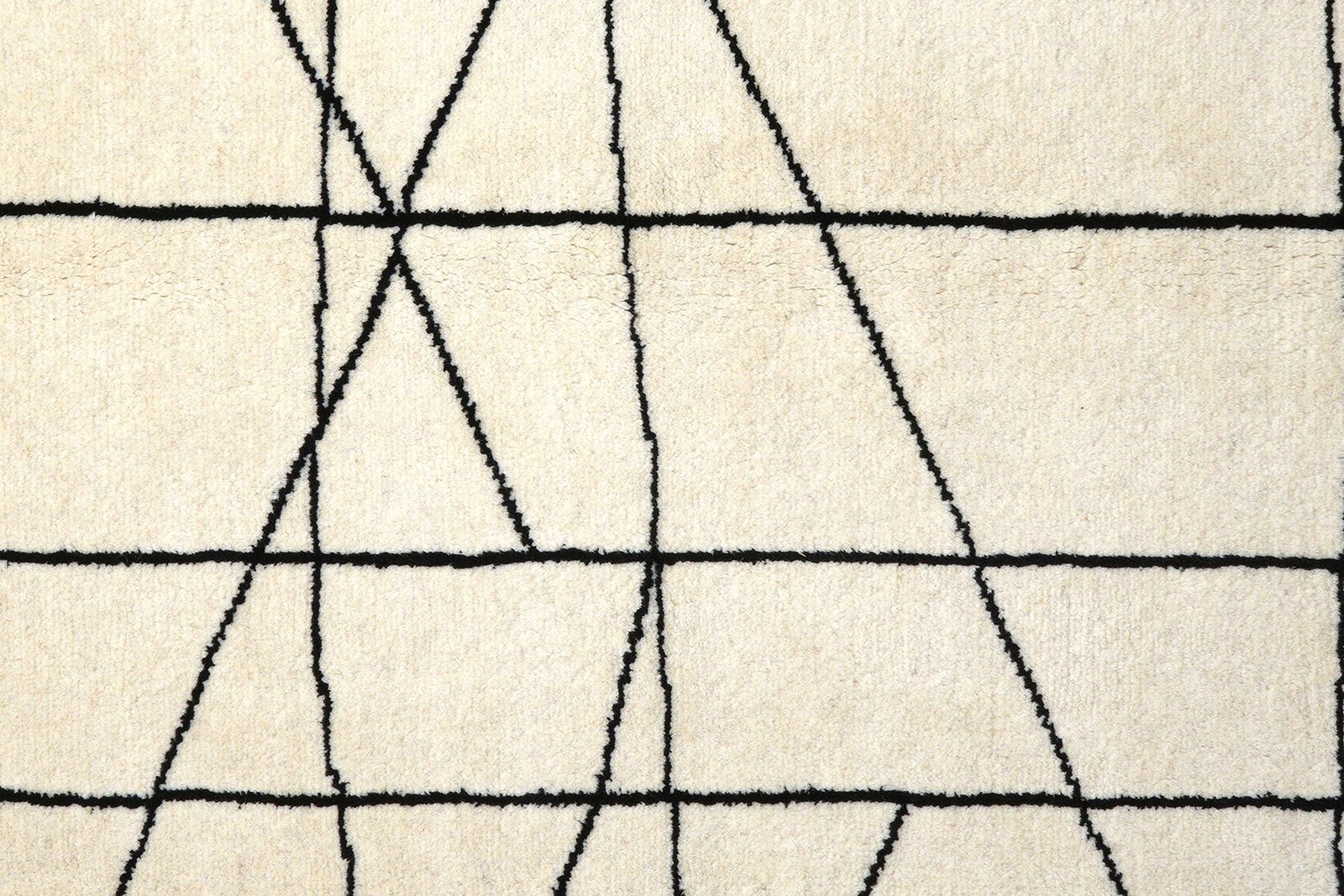 Gabbeh Basi — Hand-knotted, 206x290 cm, Beige, 100% Virgin Wool | View 6