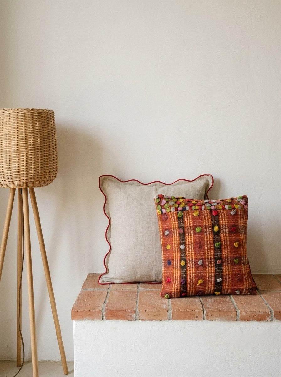 Kelim Kissen — Handmade, 45x45 cm, Multicolor, 100% Virgin Wool | Back view
