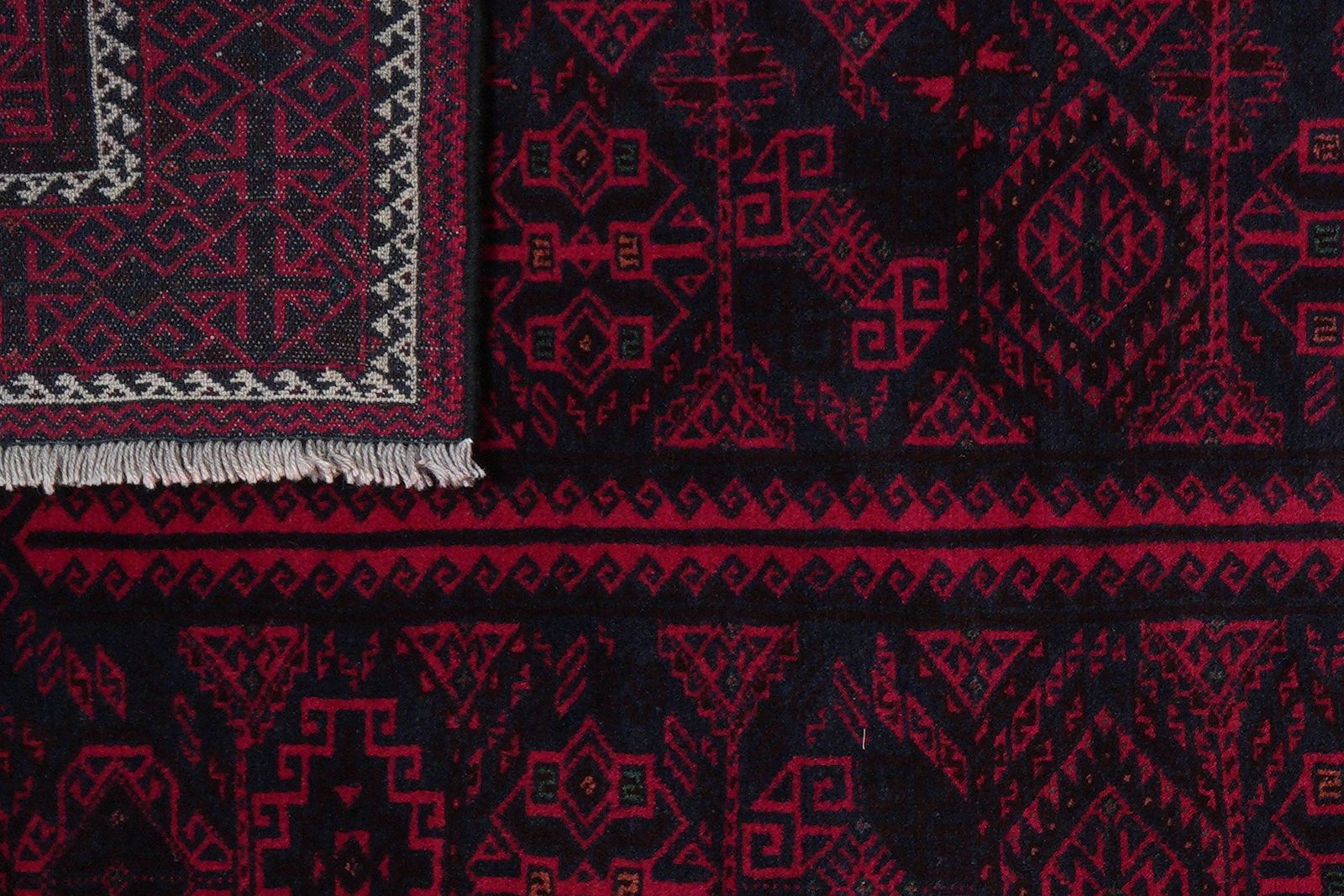 Belutch — Hand-knotted, 137x185 cm, Red, 100% Virgin Wool | View 7