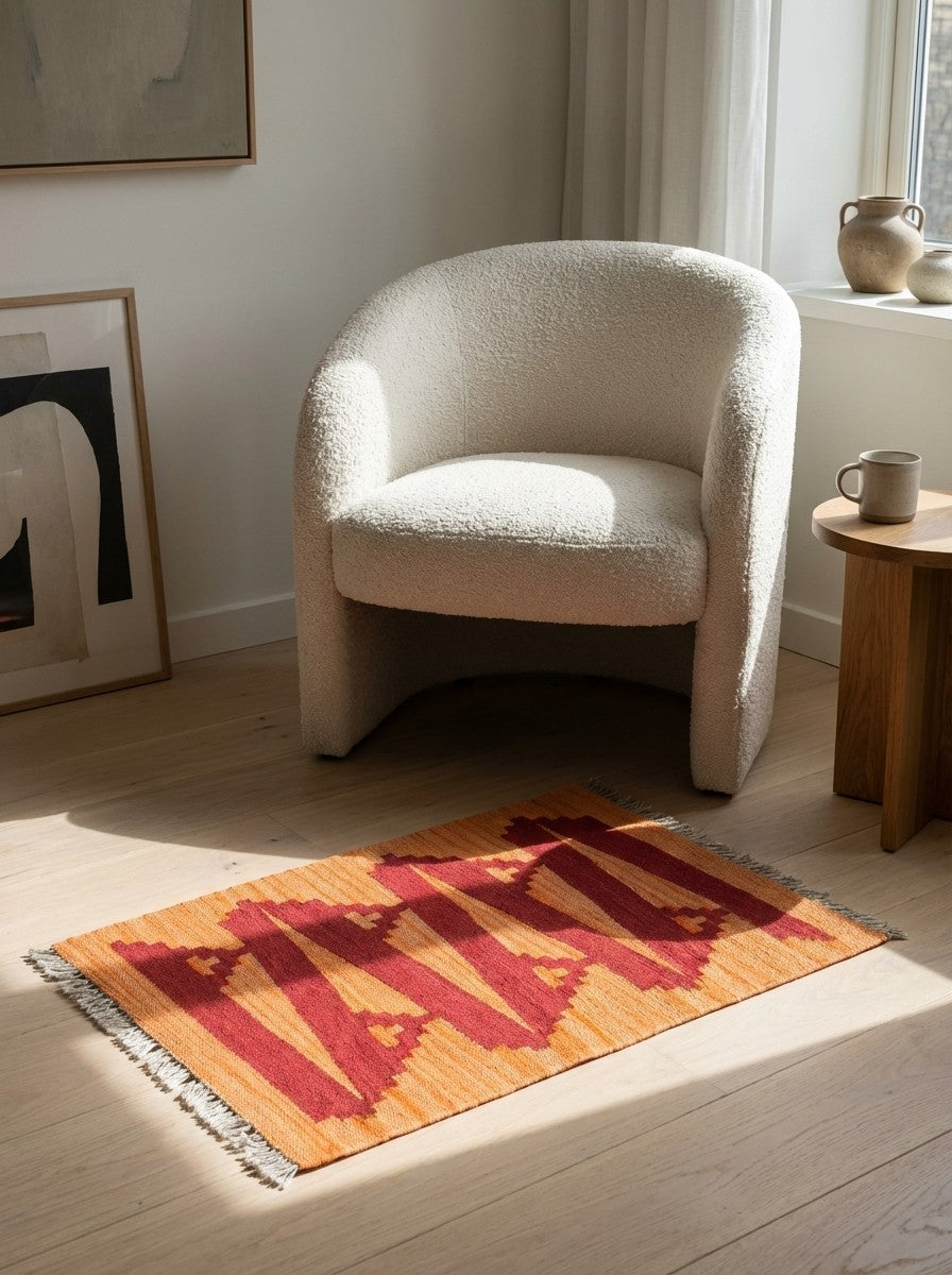 Kelim Gashgai — Handmade, 43x61 cm, Orange, 100% Virgin Wool | Detail view