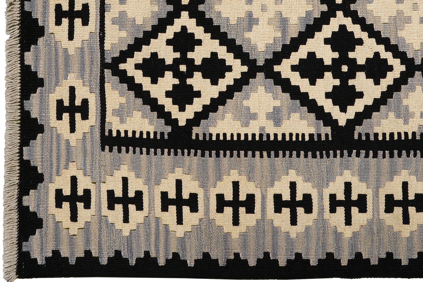 Kelim Gashgai — Handmade, 112x160 cm, Black, 100% Virgin Wool | View 3
