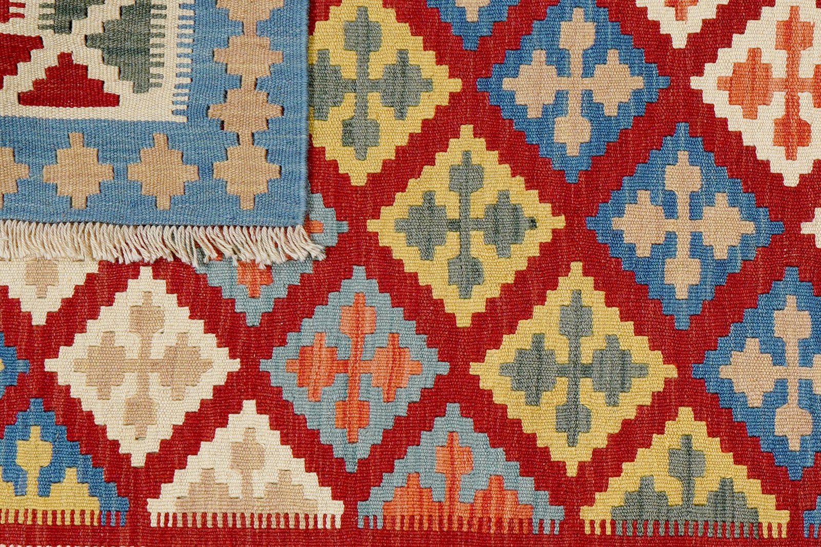 Kelim Gashgai — Handmade, 111x147 cm, Red, 100% Virgin Wool | View 6