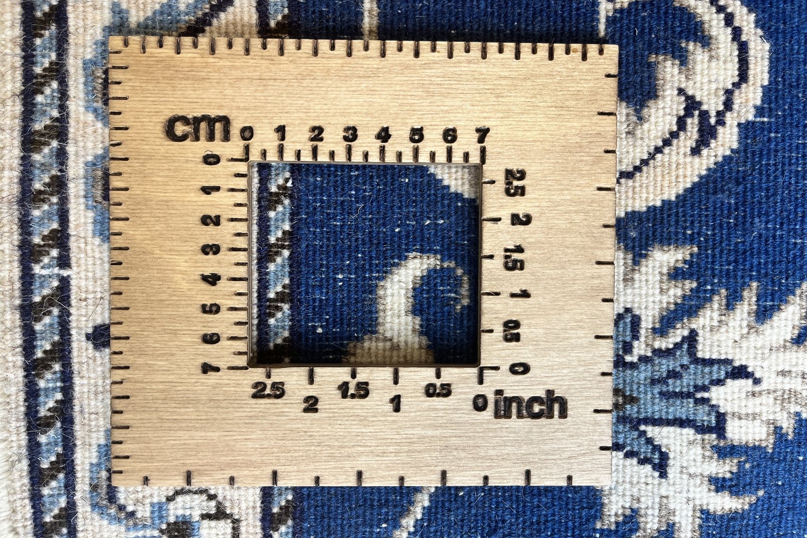 Nain 12La — Hand-knotted, 69x135 cm, Blue, 100% Virgin Wool | View 11