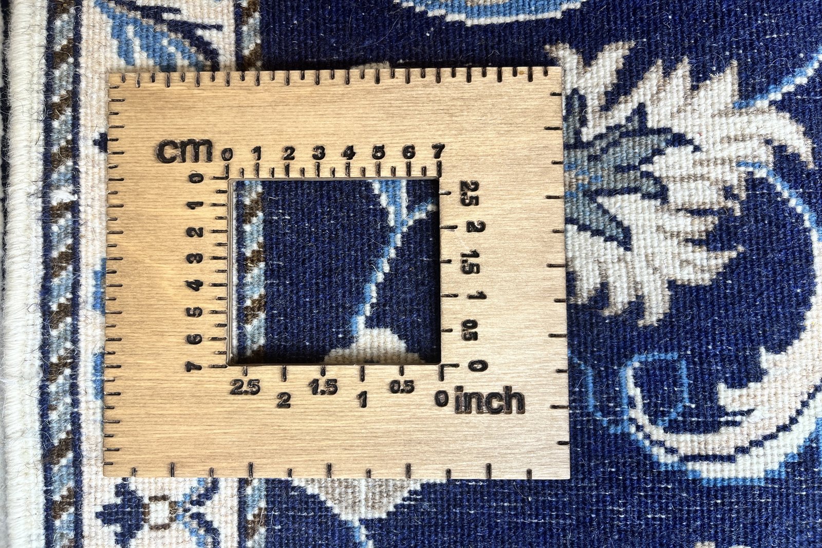 Nain 12La — Hand-knotted, 70x142 cm, Blue, 100% Virgin Wool | View 11