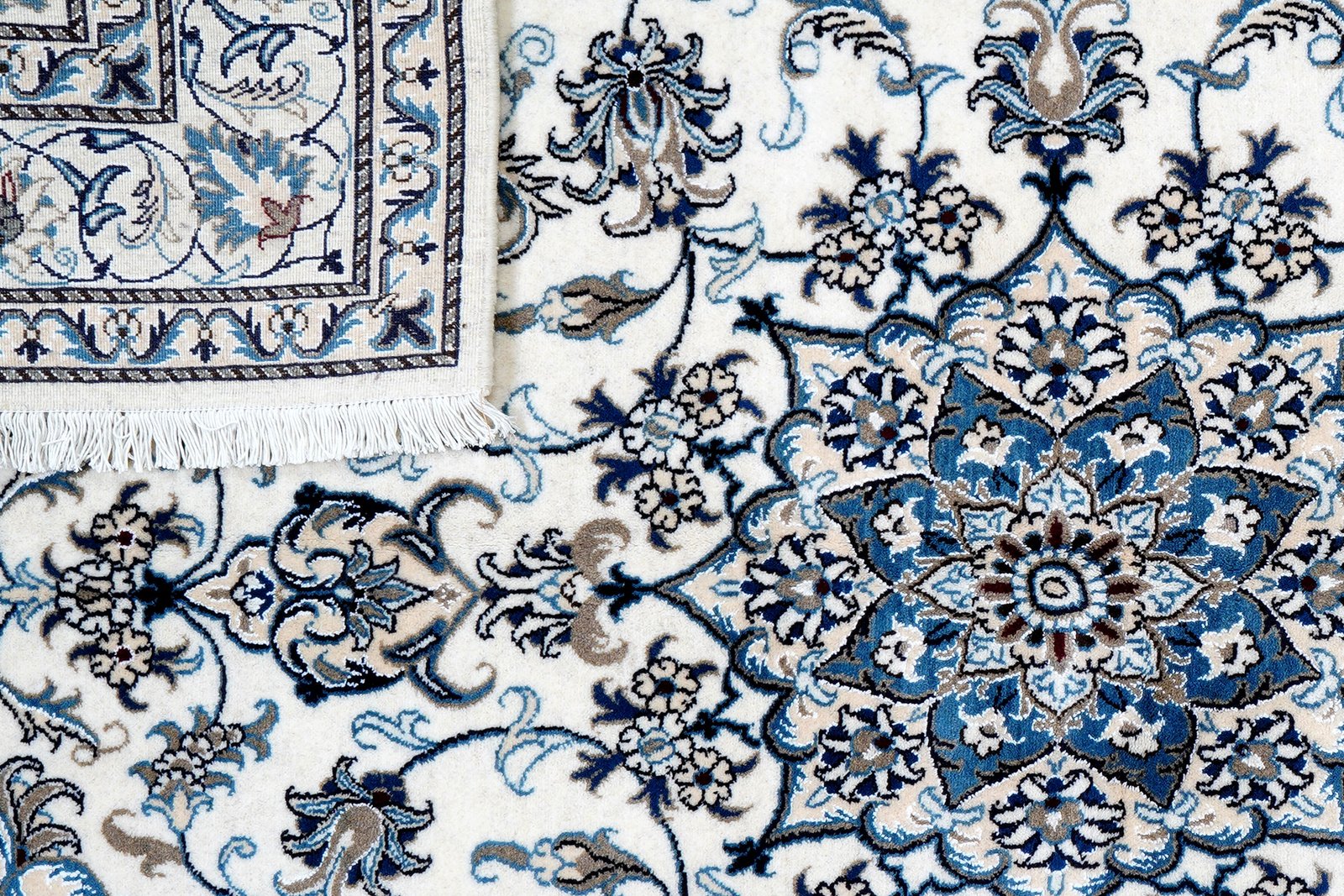 Nain 12La — Hand-knotted, 166x231 cm, Beige, 100% Virgin Wool | View 7