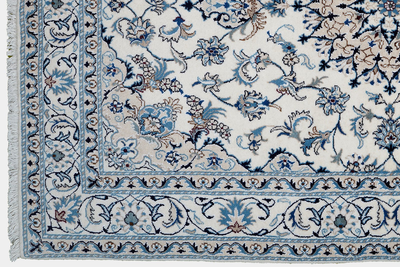 Nain 12La — Hand-knotted, 161x234 cm, Beige, 100% Virgin Wool | View 3