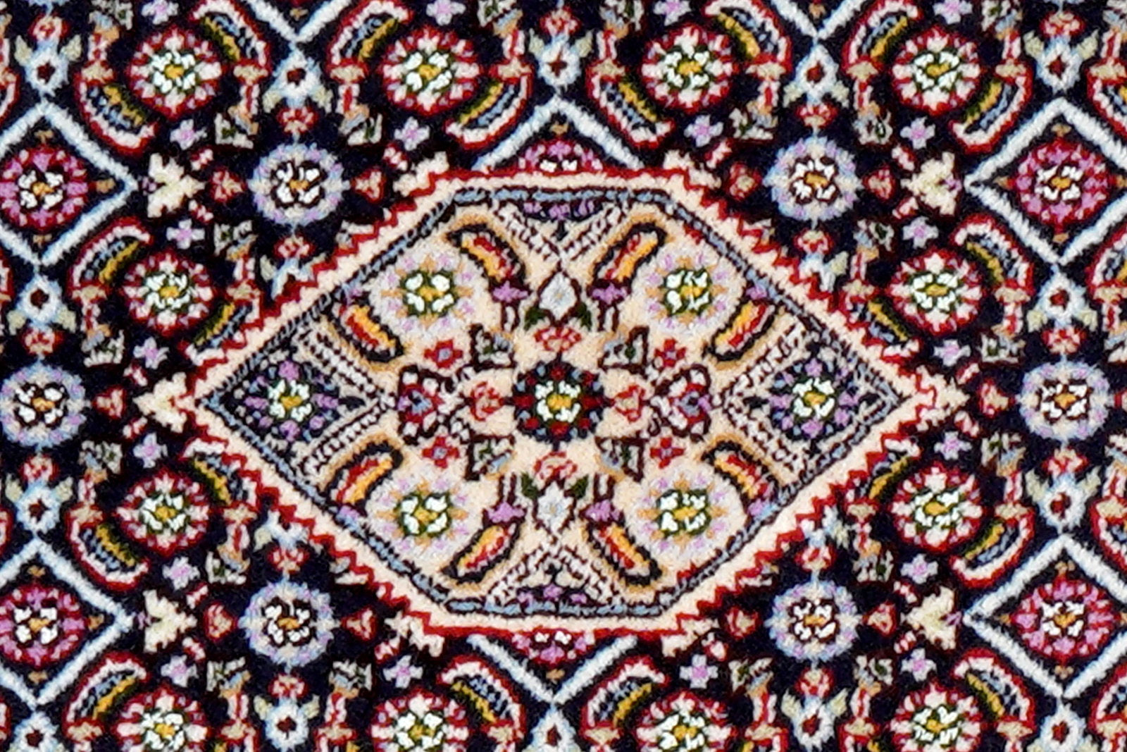 Moud Mahi — Handgefertigt, 112x77 cm, Beige, 100% Virgin Wool | View 7