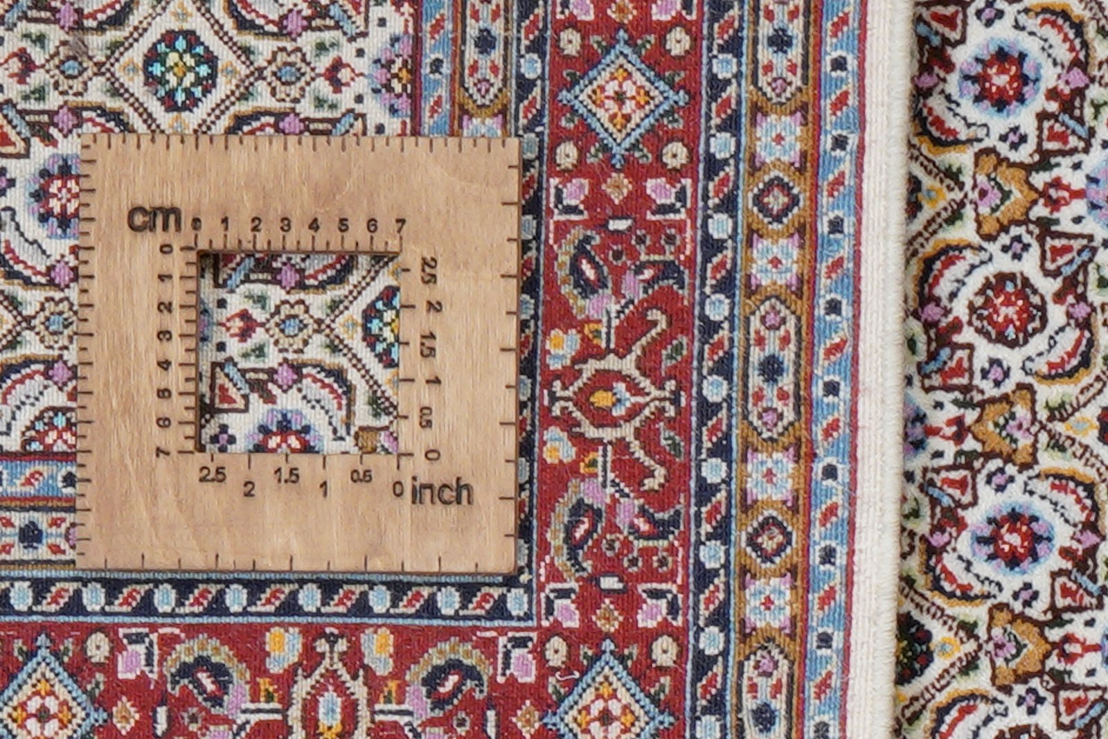 Moud Mahi — Hand-knotted, 97x148 cm, Beige, 100% Virgin Wool | View 8