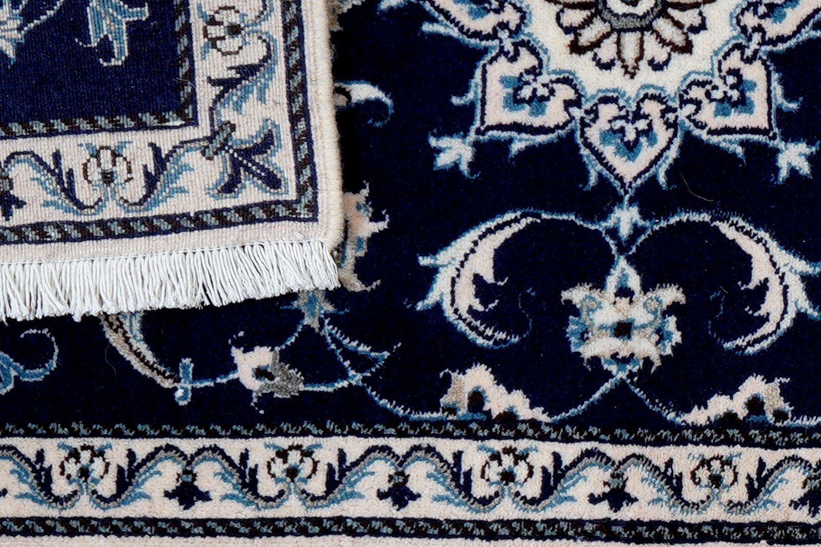 Nain 12La — Hand-knotted, 68x140 cm, Blue, 100% Virgin Wool | View 7