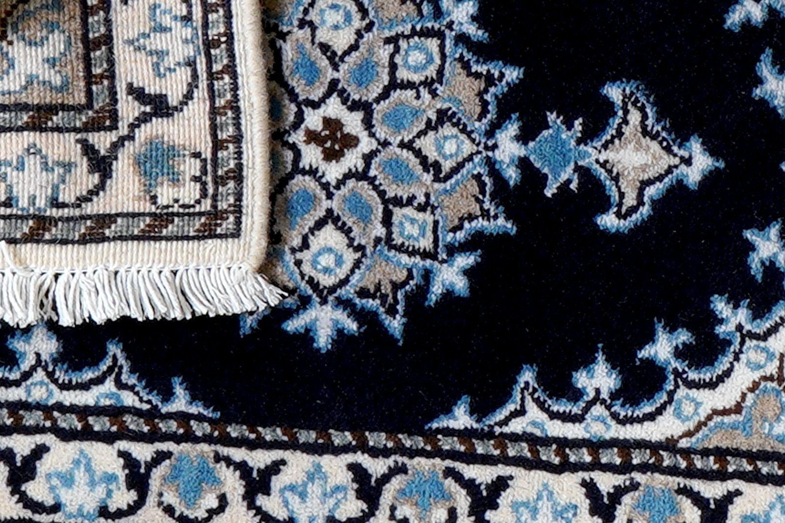 Nain 12La — Hand-knotted, 40x62 cm, Blue, 100% Virgin Wool | View 7