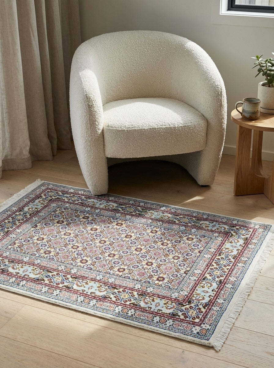 Moud Mahi — Hand-knotted, 76x118 cm, Beige, 100% Virgin Wool | Detail view