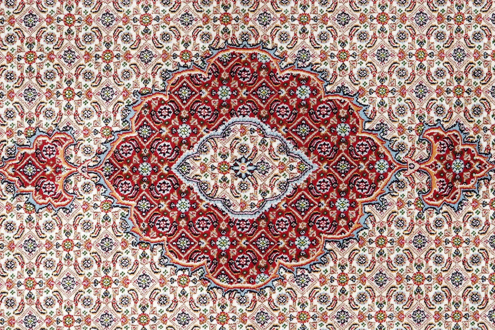 Moud Mahi — Hand-knotted, 155x233 cm, Beige, 100% Virgin Wool | View 6
