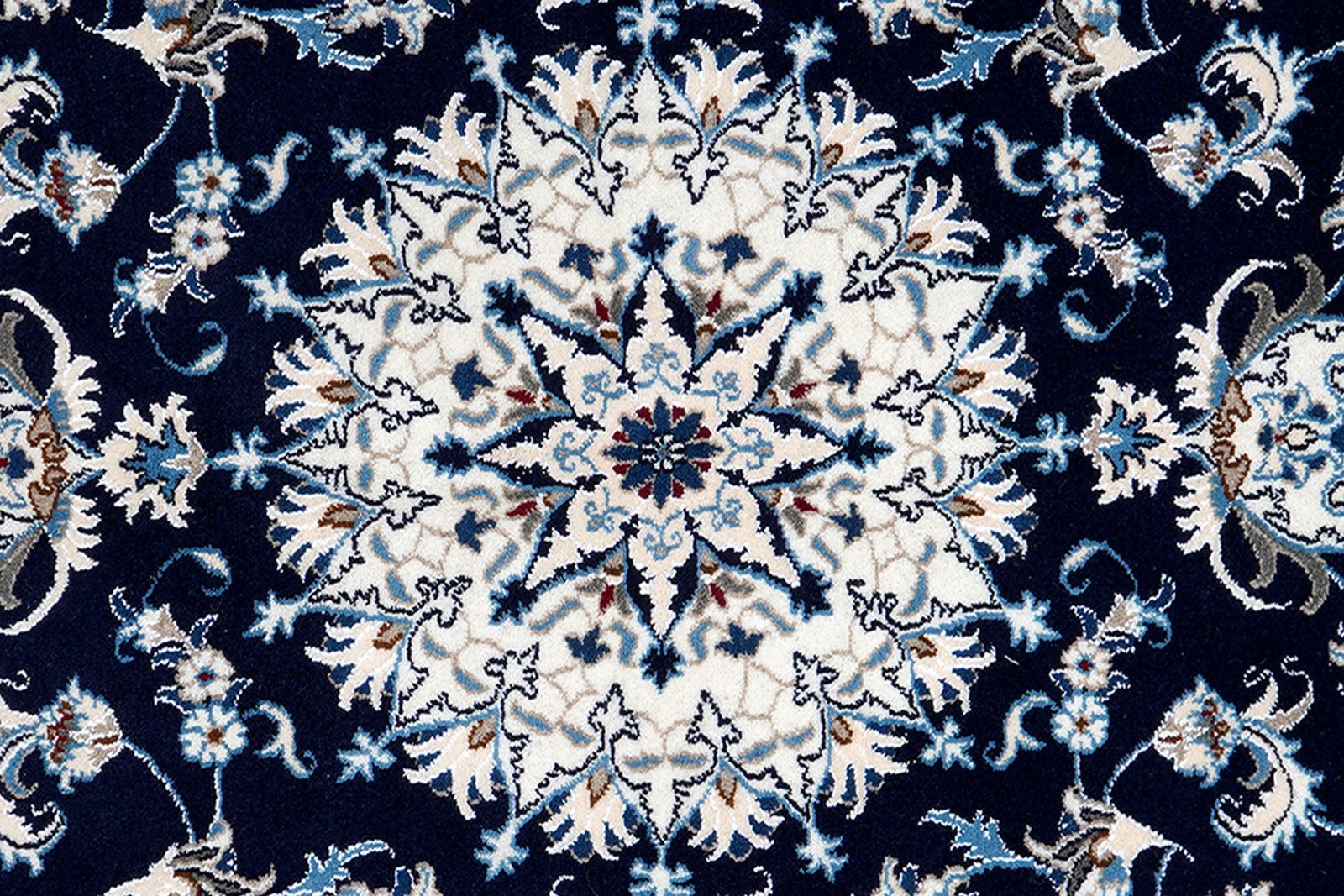 Nain 12La — Hand-knotted, 164x236 cm, Blue, 100% Virgin Wool | View 6