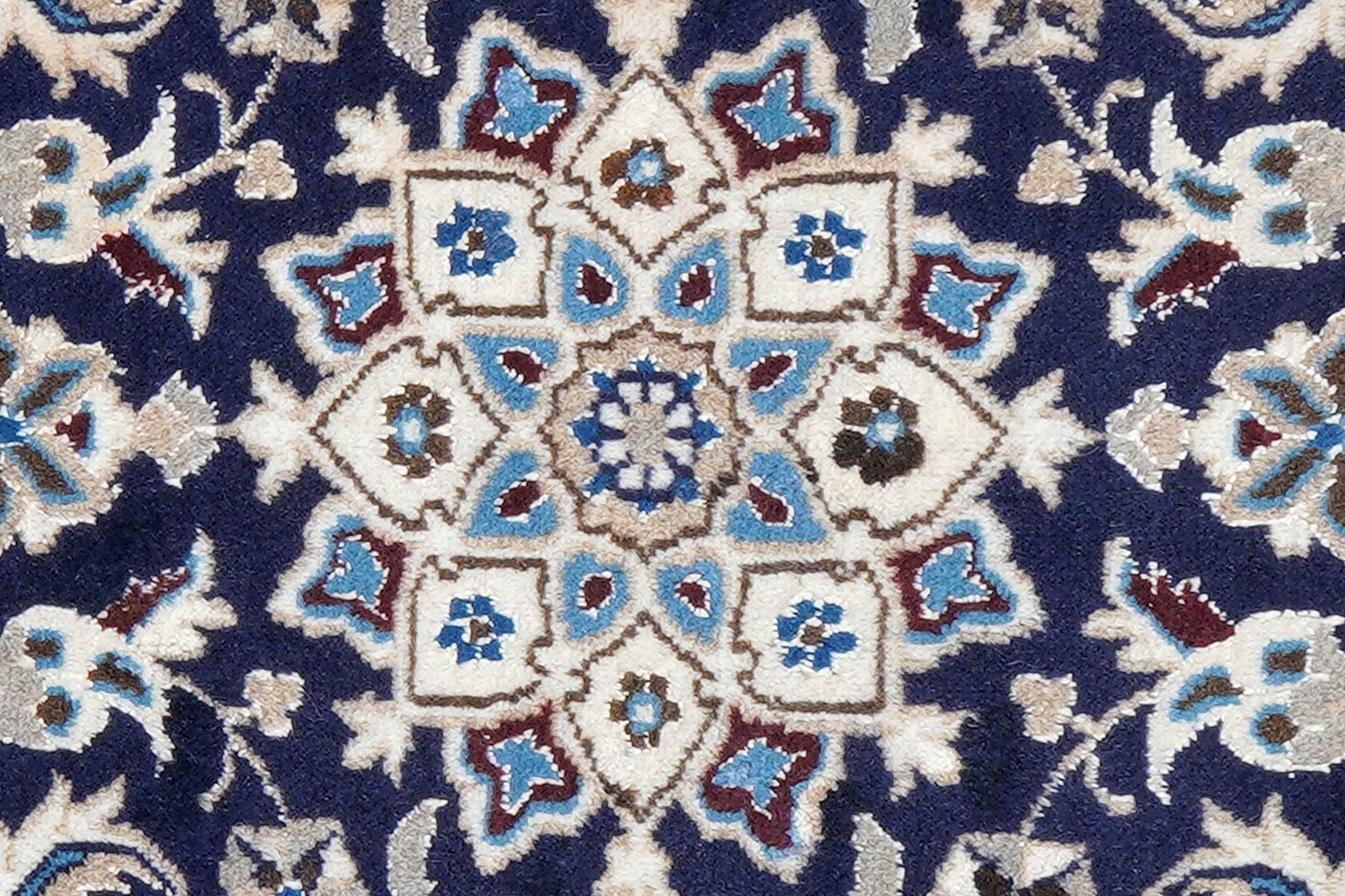 Nain 12La — Hand-knotted, 67x136 cm, Blue, 100% Virgin Wool | View 6