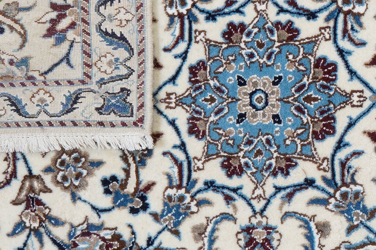 Nain 12La — Hand-knotted, 65x204 cm, Beige, 100% Virgin Wool | View 7