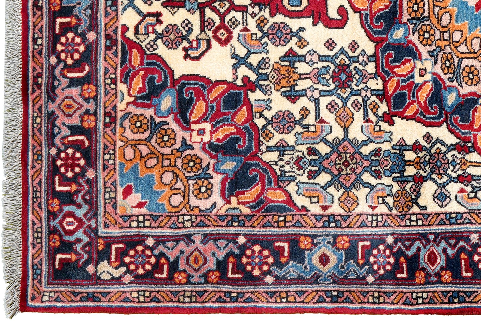 Bidjar Zandjan — Hand-knotted, 106x158 cm, Beige, 100% Virgin Wool | View 3