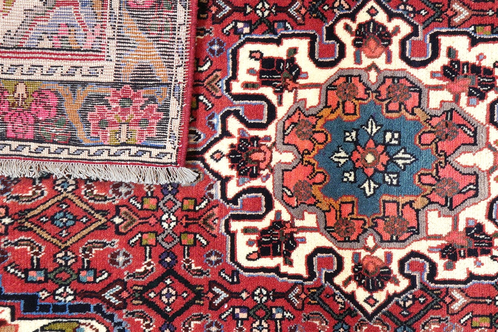 Bidjar Zandjan — Hand-knotted, 102x146 cm, Red, 100% Virgin Wool | View 7