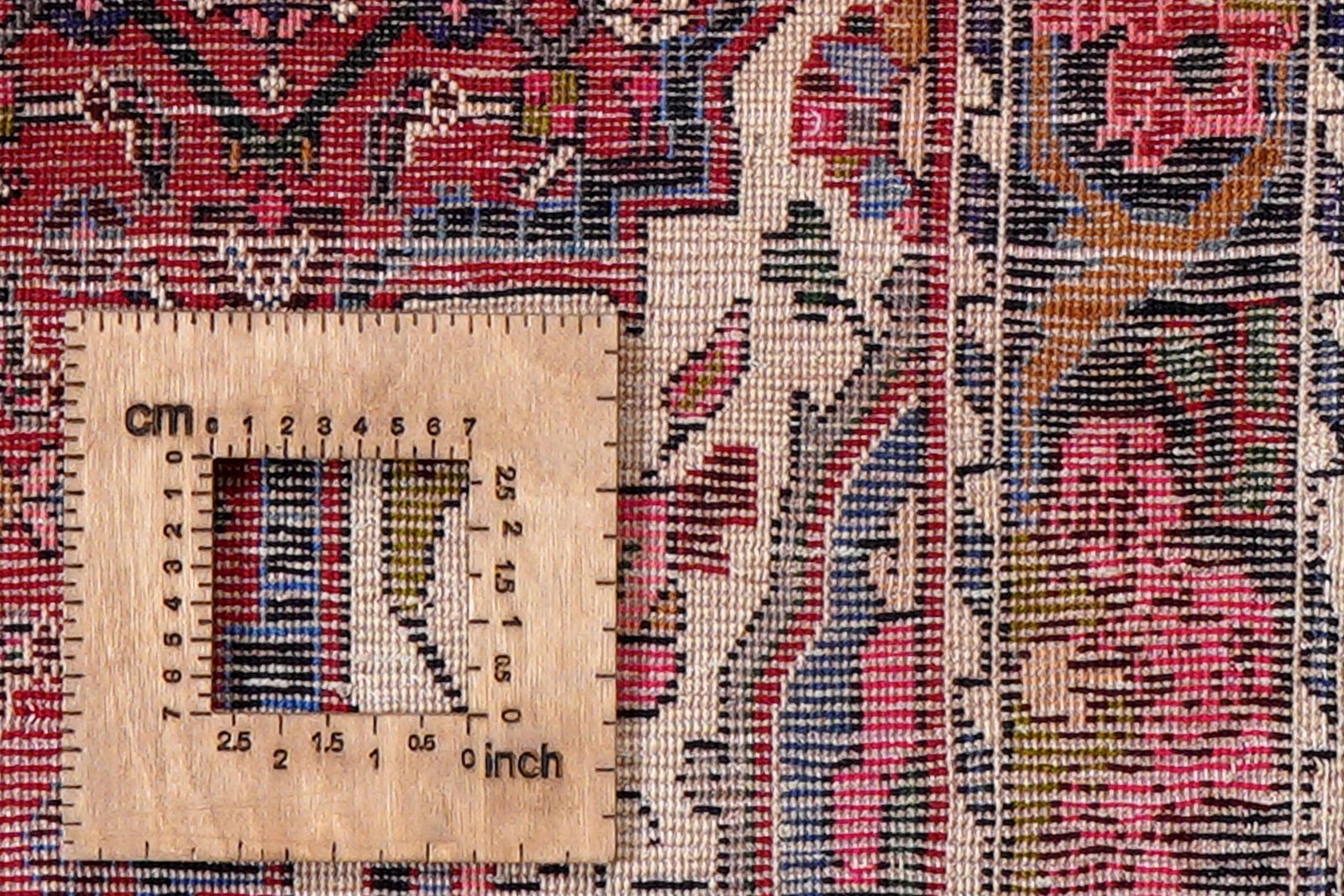 Bidjar Zandjan — Hand-knotted, 102x146 cm, Red, 100% Virgin Wool | View 8