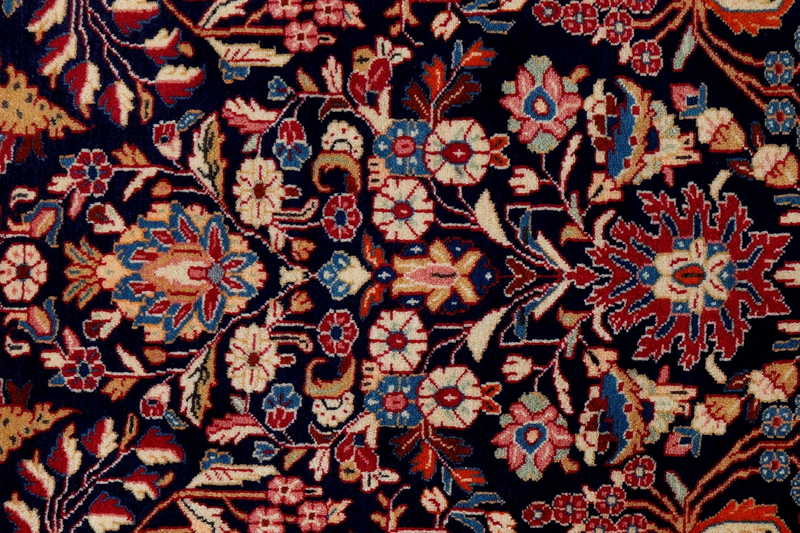 Sarough — Hand-knotted, 104x162 cm, Blue, 100% Virgin Wool | View 6