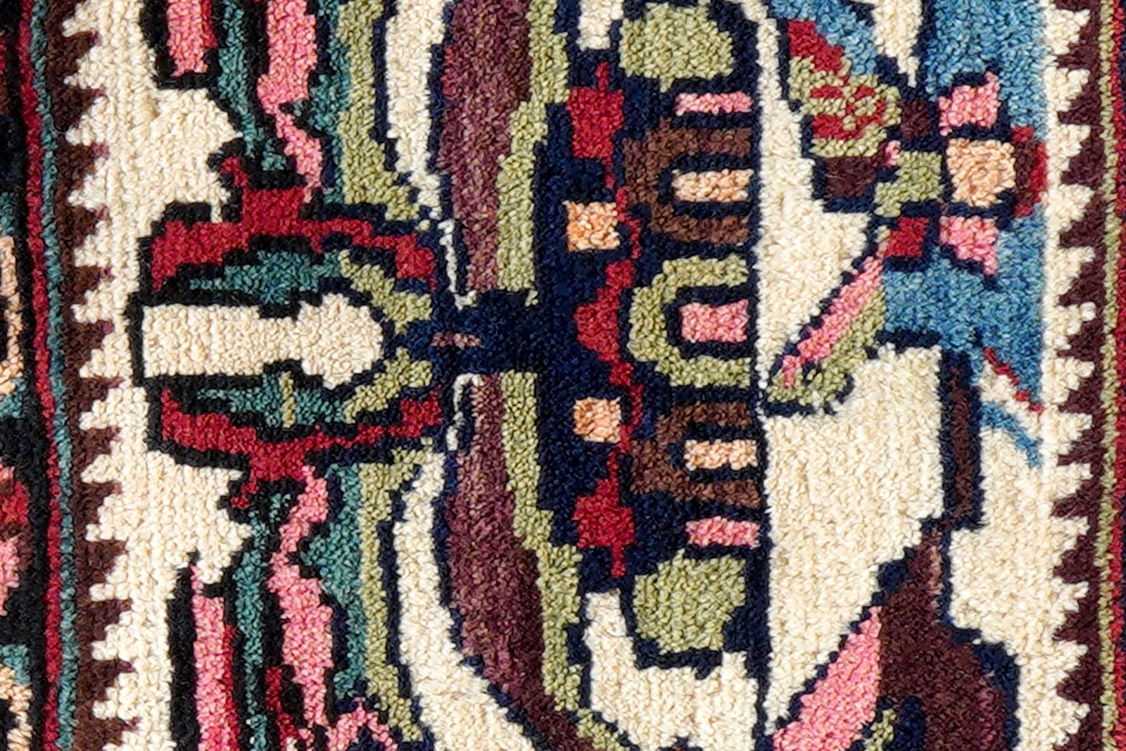 Afshar — Hand-knotted, 45x35 cm, Beige, 100% Virgin Wool | View 6