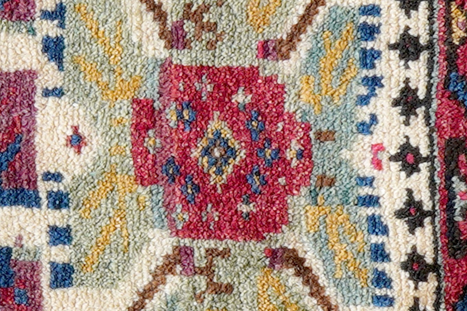 Afshar — Hand-knotted, 40x28 cm, Beige, 100% Virgin Wool | View 6