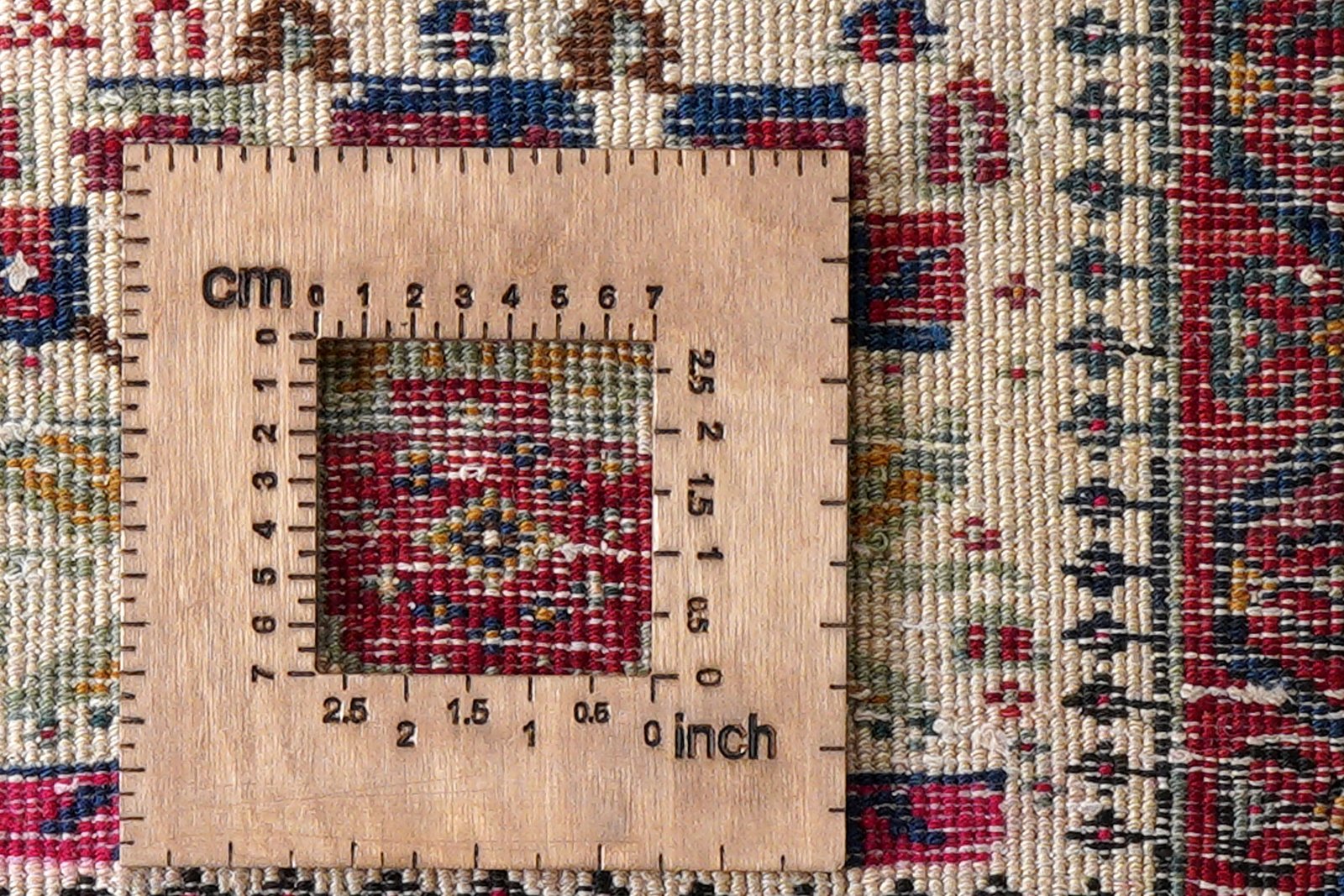 Afshar — Hand-knotted, 40x28 cm, Beige, 100% Virgin Wool | View 8