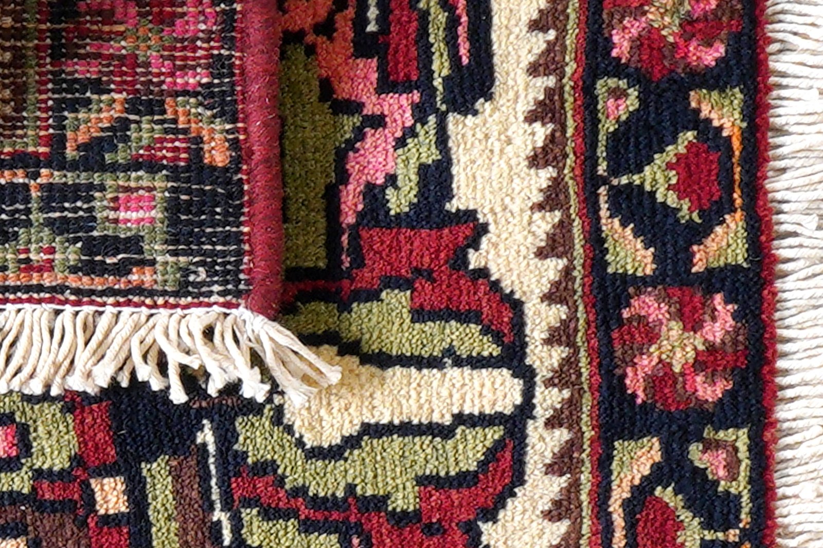 Afshar — Hand-knotted, 45x34 cm, Beige, 100% Virgin Wool | View 7