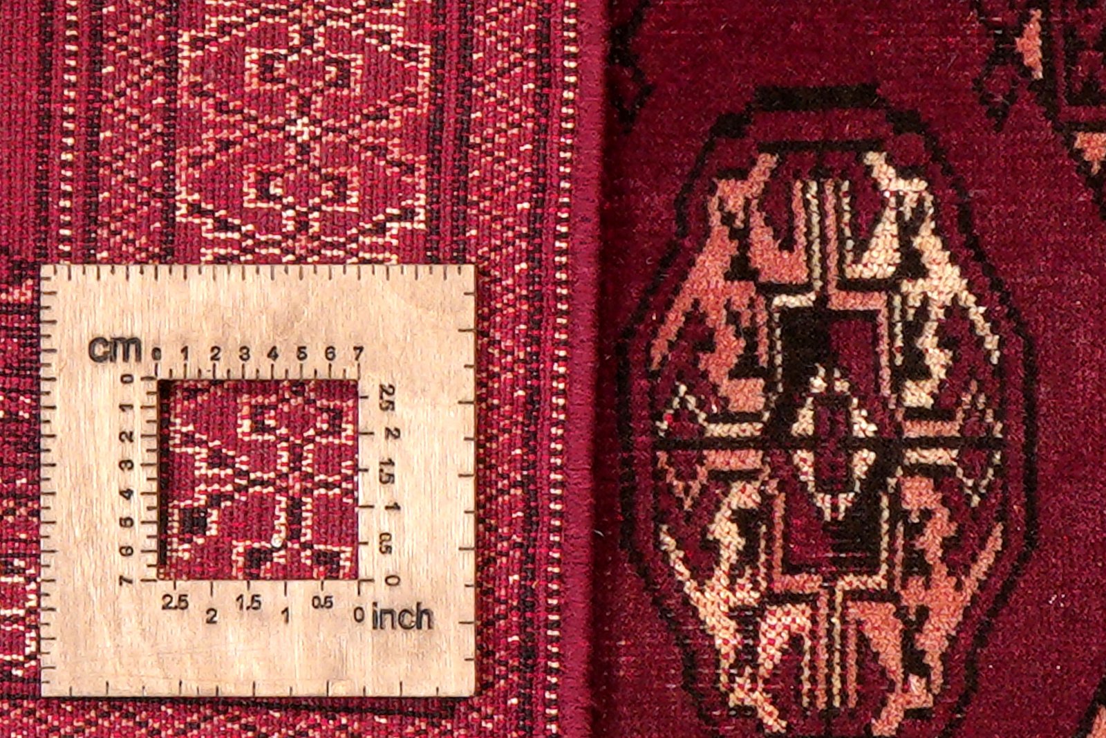 Heritage — Hand-knotted, 96x138 cm, Red, 100% Virgin Wool | View 8